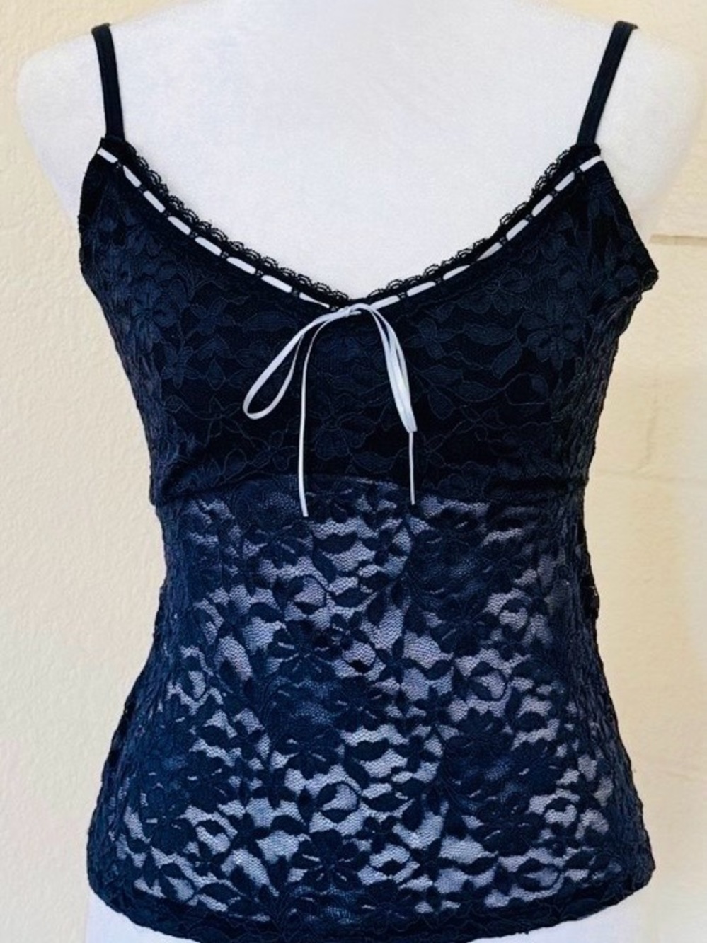 Hollister Co. Navy Blue Floral Lace Cami Tank Top Size L